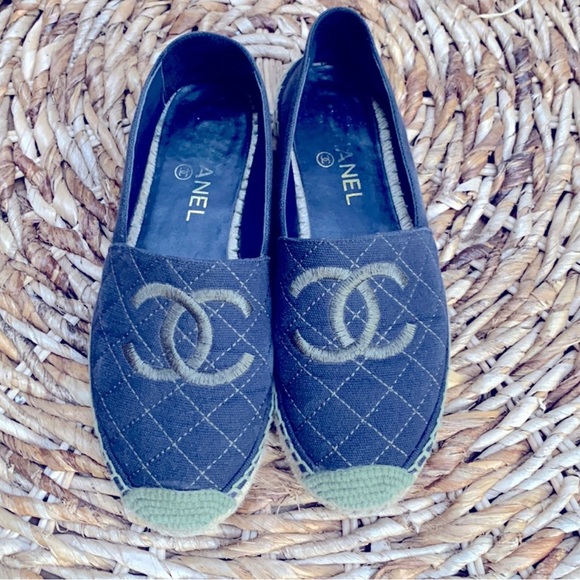 CHANEL Authentic Quilted Espadrilles Navy Blue/Green - Picture 3 of 3